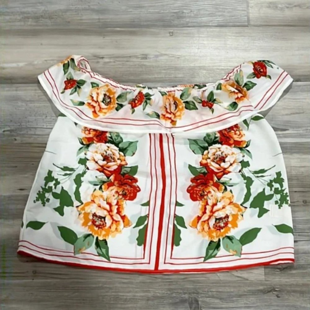 Womens off the shoulder blouse size medium